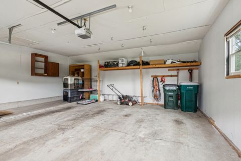 Tiny photo for 818 Bernadette Lane, Batavia, IL 60510 (MLS # 12489864)