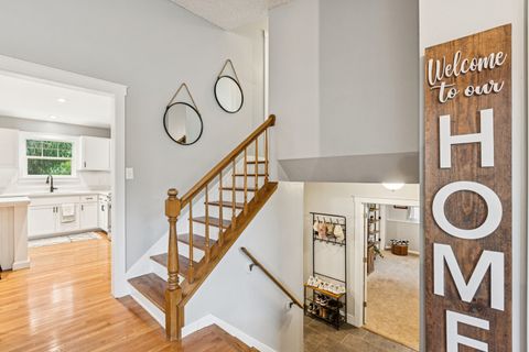 Tiny photo for 818 Bernadette Lane, Batavia, IL 60510 (MLS # 12489864)