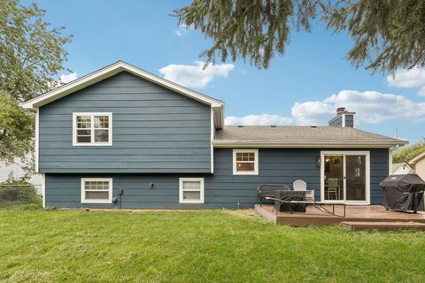 Tiny photo for 818 Bernadette Lane, Batavia, IL 60510 (MLS # 12489864)