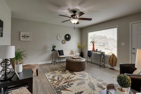 Tiny photo for 3329 Chestnut Street, Quincy, IL 62301 (MLS # 12480726)