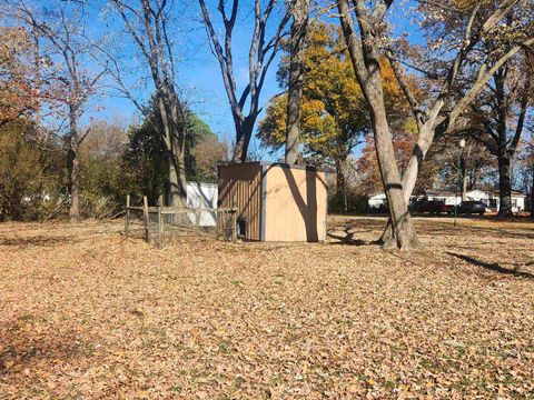 Tiny photo for 7812 STATE Street, Duquoin, IL 62832 (MLS # EB460651)