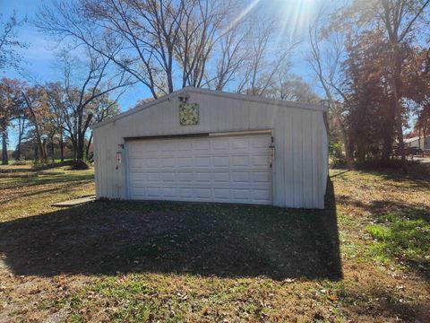 Tiny photo for 7812 STATE Street, Duquoin, IL 62832 (MLS # EB460651)