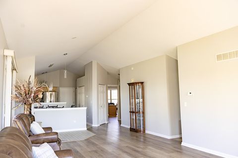 Tiny photo for 65 Aegina Court, Tinley Park, IL 60477 (MLS # 12591143)