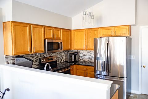 Tiny photo for 65 Aegina Court, Tinley Park, IL 60477 (MLS # 12591143)