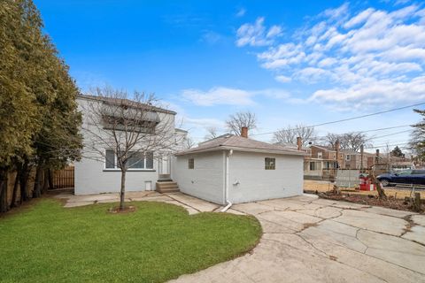 Tiny photo for 3900 Home Avenue, Stickney, IL 60402 (MLS # 12373574)