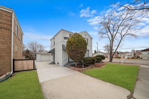 Tiny photo for 3900 Home Avenue, Stickney, IL 60402 (MLS # 12373574)