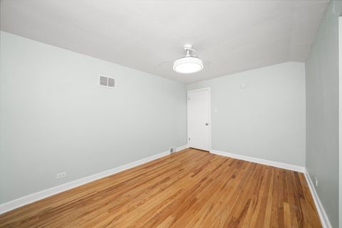 Tiny photo for 3900 Home Avenue, Stickney, IL 60402 (MLS # 12373574)