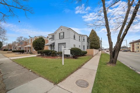 Tiny photo for 3900 Home Avenue, Stickney, IL 60402 (MLS # 12373574)