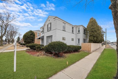 Tiny photo for 3900 Home Avenue, Stickney, IL 60402 (MLS # 12373574)