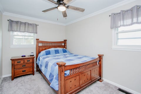 Tiny photo for 230 Fleetwood Lane, Elk Grove Village, IL 60007 (MLS # 12716327)