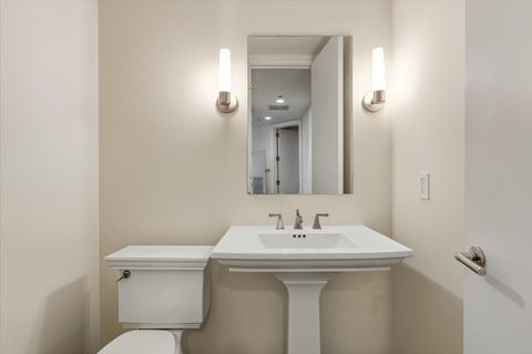 Tiny photo for 401 N Wabash Avenue #31G, Chicago, IL 60611 (MLS # 12485506)