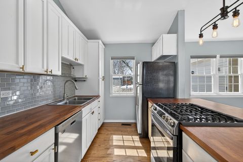 Tiny photo for 1333 Purdue Avenue, Naperville, IL 60565 (MLS # 12591780)