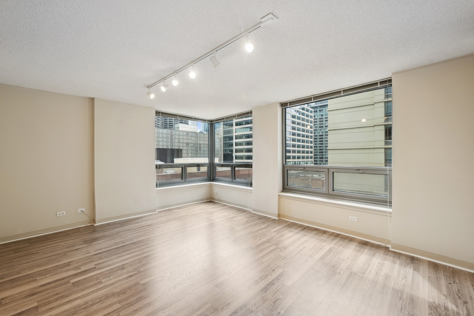440 N Wabash Avenue 1103