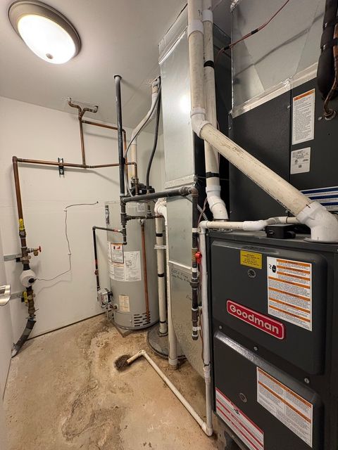 Tiny photo for 845 Hitt Street, Ottawa, IL 61350 (MLS # 12582436)