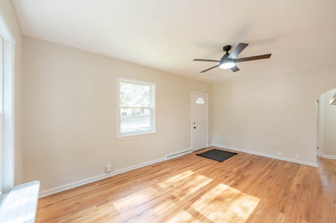 Tiny photo for 513 Whitney Avenue, Winthrop Harbor, IL 60096 (MLS # 12789777)