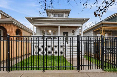Tiny photo for 8418 S Essex Avenue, Chicago, IL 60617 (MLS # 12596142)