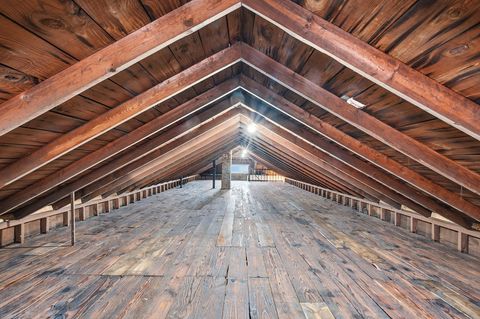 Tiny photo for 8418 S Essex Avenue, Chicago, IL 60617 (MLS # 12596142)