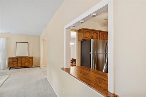 Tiny photo for 511 COVENTRY Lane #2, Crystal Lake, IL 60014 (MLS # 12508027)