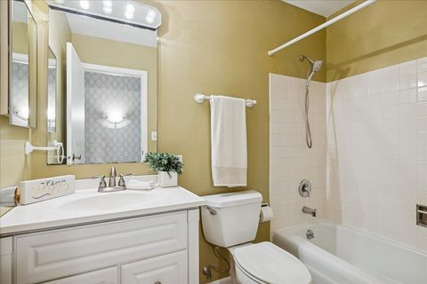 Tiny photo for 511 COVENTRY Lane #2, Crystal Lake, IL 60014 (MLS # 12508027)