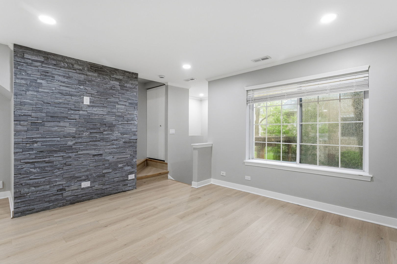 6391 FREMONT Drive
