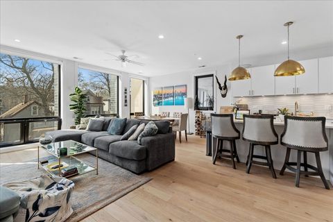 Tiny photo for 3018 W Lyndale Street #2, Chicago, IL 60647 (MLS # 12610518)