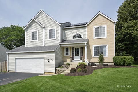 Photo of 300 Briarwood Lane, Algonquin, IL 60102 (MLS # 12736439)