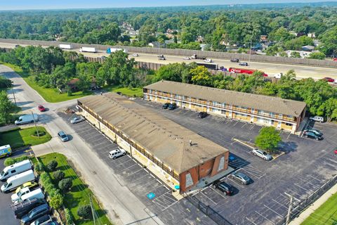 6545 W 111th Street Worth IL 60482
