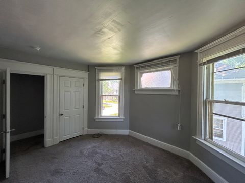 Tiny photo for 503 W 17th Street, Davenport, IA 52803 (MLS # 12674448)