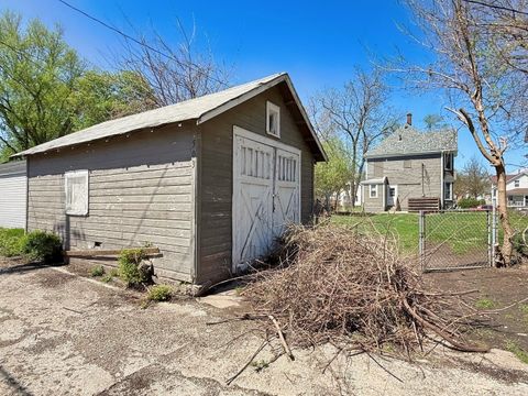 Tiny photo for 503 W 17th Street, Davenport, IA 52803 (MLS # 12674448)