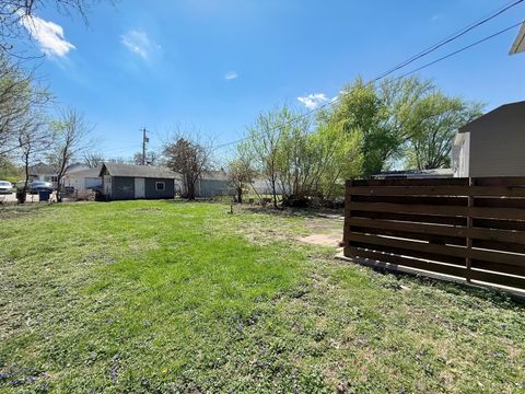 Tiny photo for 503 W 17th Street, Davenport, IA 52803 (MLS # 12674448)