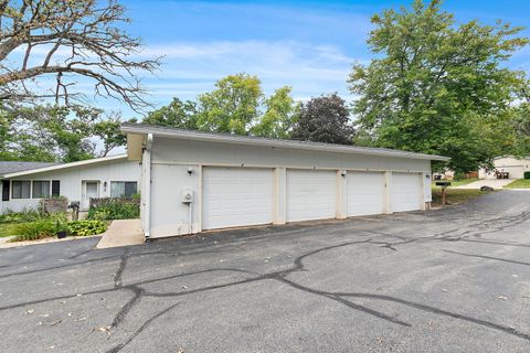 Tiny photo for 915 Royal Drive #2, McHenry, IL 60050 (MLS # 12471273)