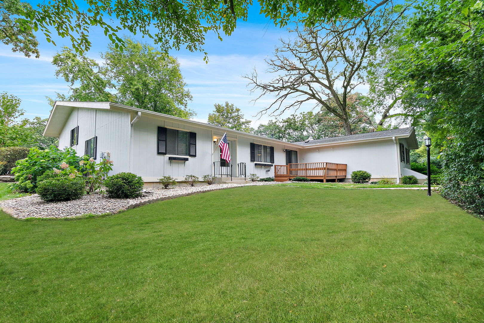 McHenry, Illinois 60050, United States, 2 Bedrooms Bedrooms, ,1 BathroomBathrooms,Residential,Active,218232 McHenry, Illinois 60050, United States, 2 Bedrooms Bedrooms, ,1 BathroomBathrooms,Residential,Active,218232