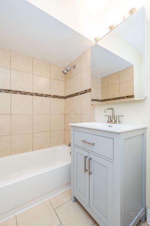 Tiny photo for 14 Arrowhead Drive, Thornton, IL 60476 (MLS # 12492765)