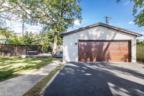 Tiny photo for 14 Arrowhead Drive, Thornton, IL 60476 (MLS # 12492765)