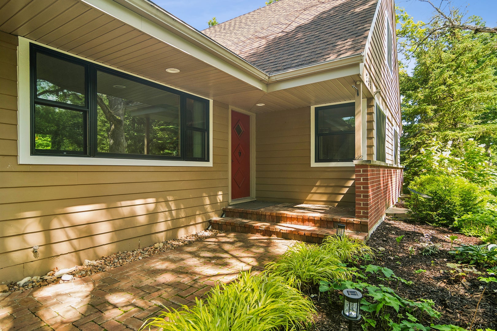 255 West Lane