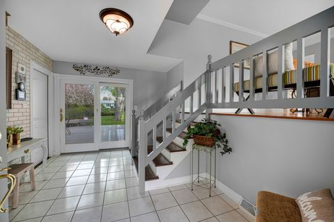 Tiny photo for 920 Harrison Lane, Hoffman Estates, IL 60192 (MLS # 12628327)