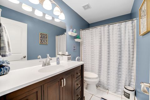 Tiny photo for 920 Harrison Lane, Hoffman Estates, IL 60192 (MLS # 12628327)