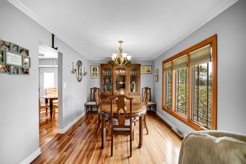 Tiny photo for 920 Harrison Lane, Hoffman Estates, IL 60192 (MLS # 12628327)