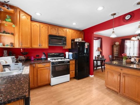 Tiny photo for 4 Ridge Road, Lemont, IL 60439 (MLS # 12493000)