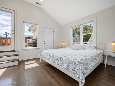 Tiny photo for 1329 W Wellington Avenue, Chicago, IL 60657 (MLS # 12460351)