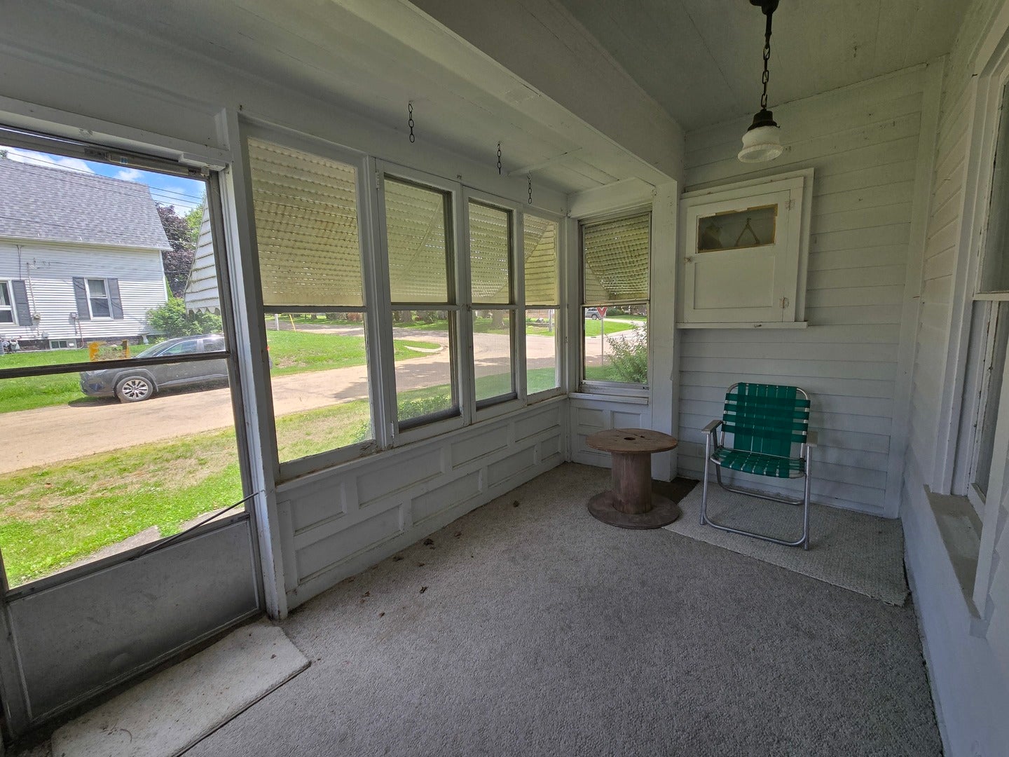 402 W Dixon Street