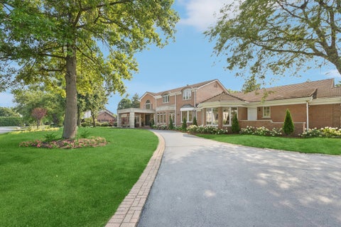 Tiny photo for 2430 Dorina Drive, Northfield, IL 60093 (MLS # 12730085)