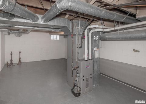 Tiny photo for 2416 12TH Street, Moline, IL 61265 (MLS # QC4270004)