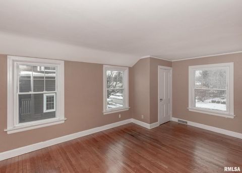 Tiny photo for 2416 12TH Street, Moline, IL 61265 (MLS # QC4270004)