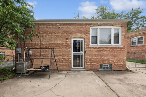 Tiny photo for 15320 Evers Street, Dolton, IL 60419 (MLS # 12434083)