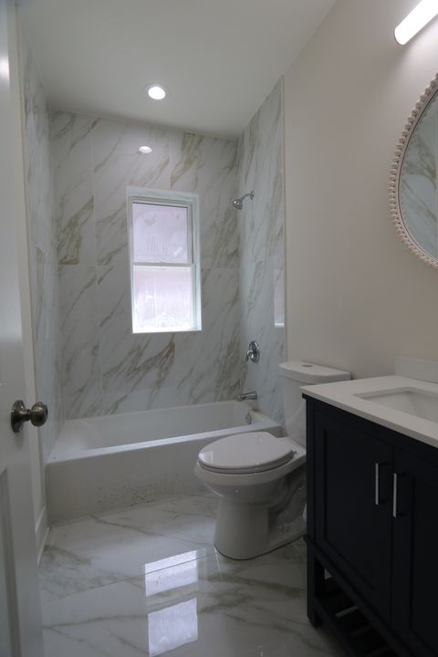 Tiny photo for Chicago, IL 60617 (MLS # 12646252)