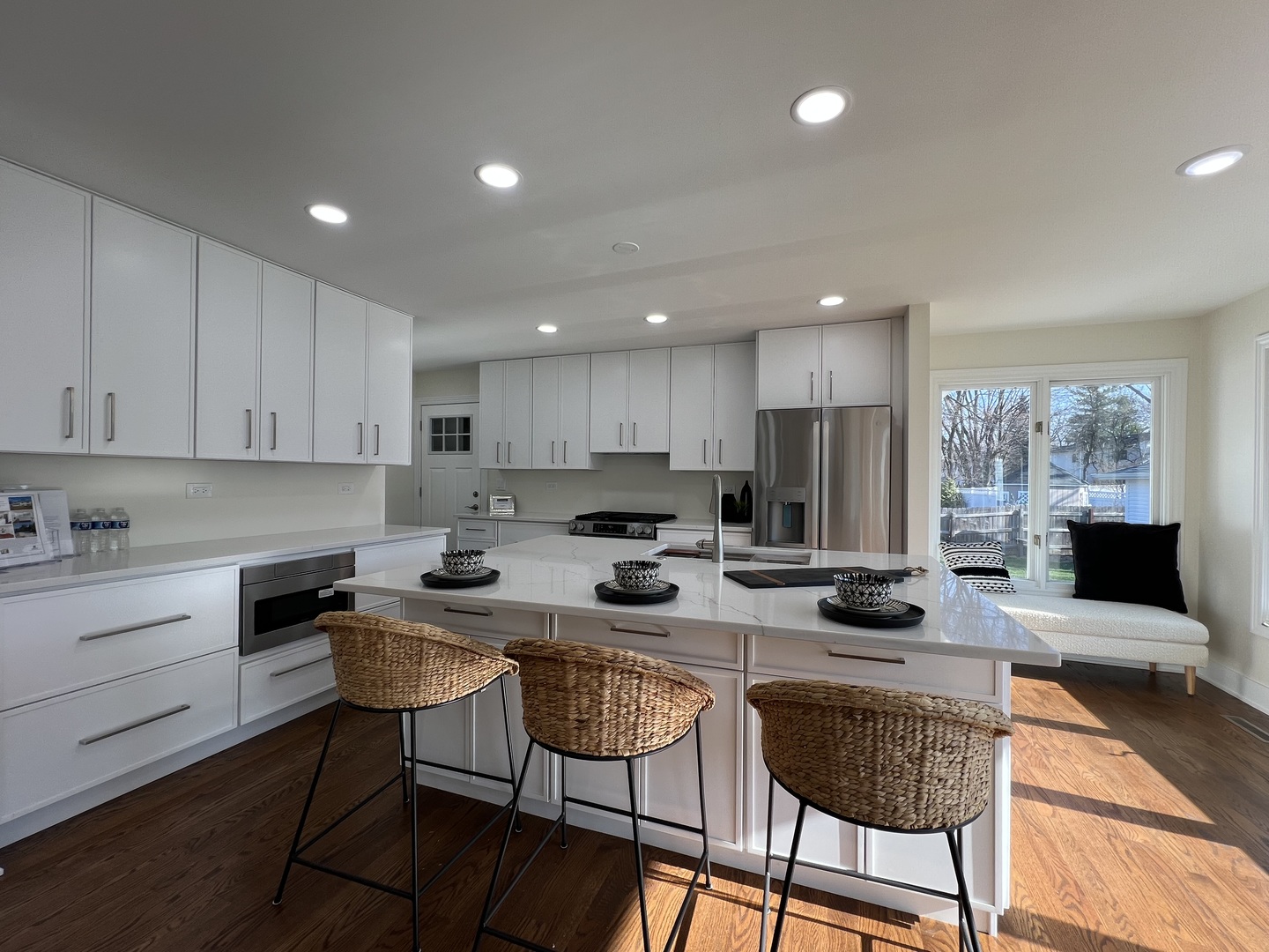 2S101 Apache Drive