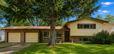 Photo of 641 Clover Road, Wauconda, IL 60084 (MLS # 12735591)