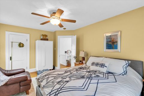 Tiny photo for 603 W Indiana Avenue, Urbana, IL 61801 (MLS # 12451523)