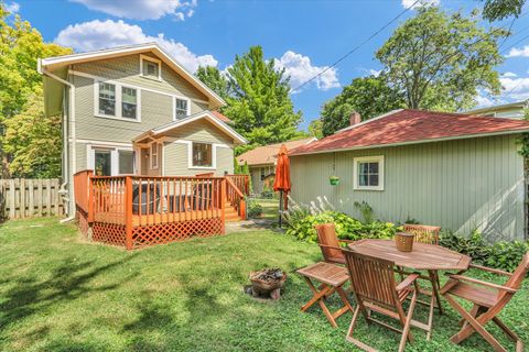 Tiny photo for 603 W Indiana Avenue, Urbana, IL 61801 (MLS # 12451523)